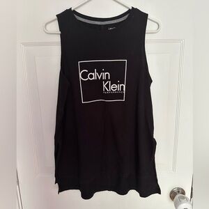 Calvin Klein Performance Workout Top. Size M